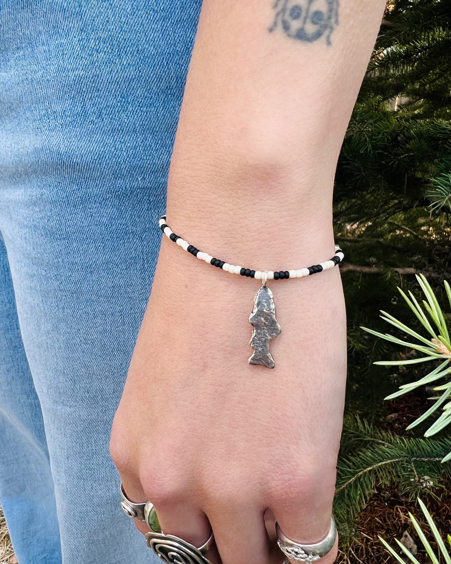 Fishies Bracelet Eggshell/Iris