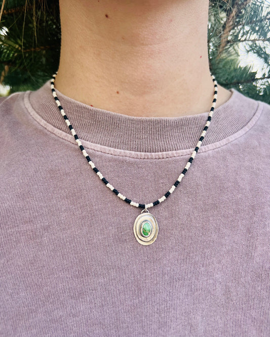 Emerald Valley Necklace Eggshell/Iris